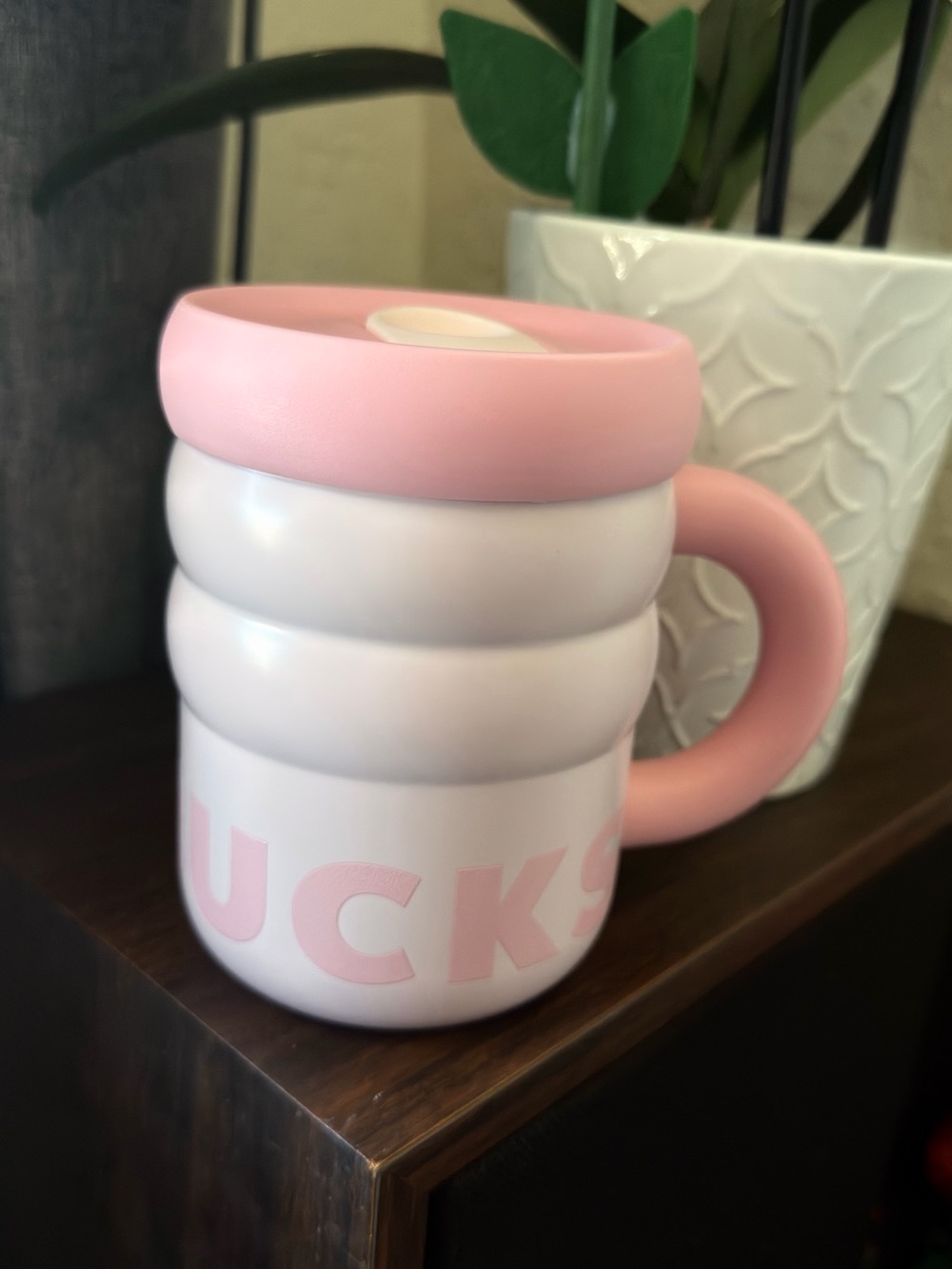 Starbucks Pink and White Spiral Insulated Mug with Handle